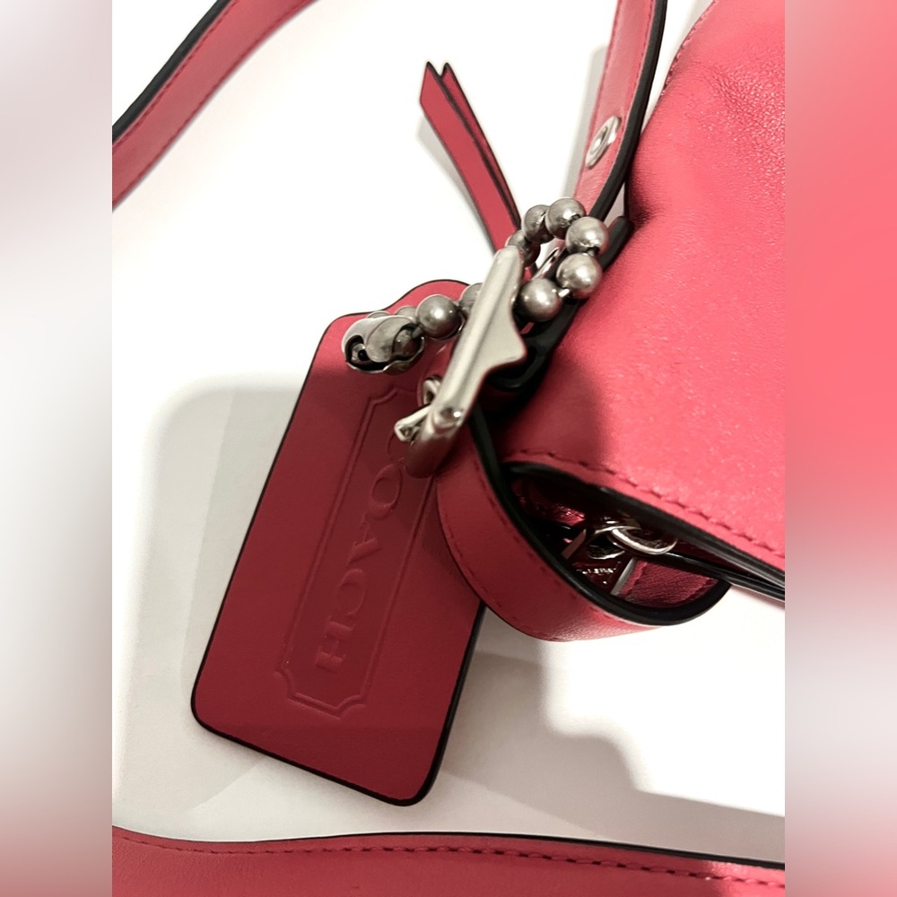 Authentic Light Raspberry Red Coach Soft Calf Lea… - image 4